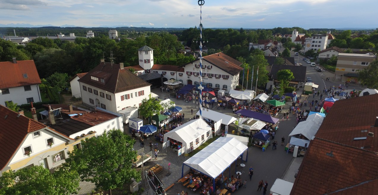 Stadtfest Töging a. Inn rund um den Rathausplatz, © Stadt Töging a. Inn Stadtfest Töging a. Inn rund um den Rathausplatz, © Stadt Töging a. Inn