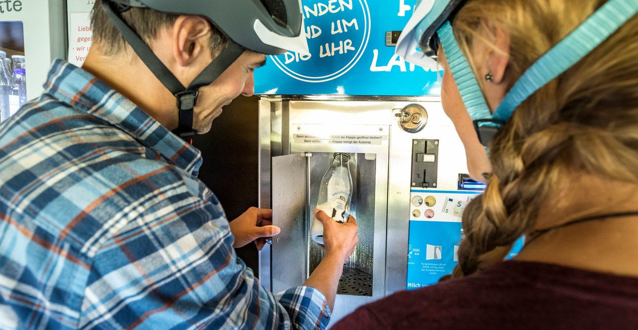 Milch von der Milchtankstelle, © Inn-Salzach Tourismus Milch von der Milchtankstelle, © Inn-Salzach Tourismus