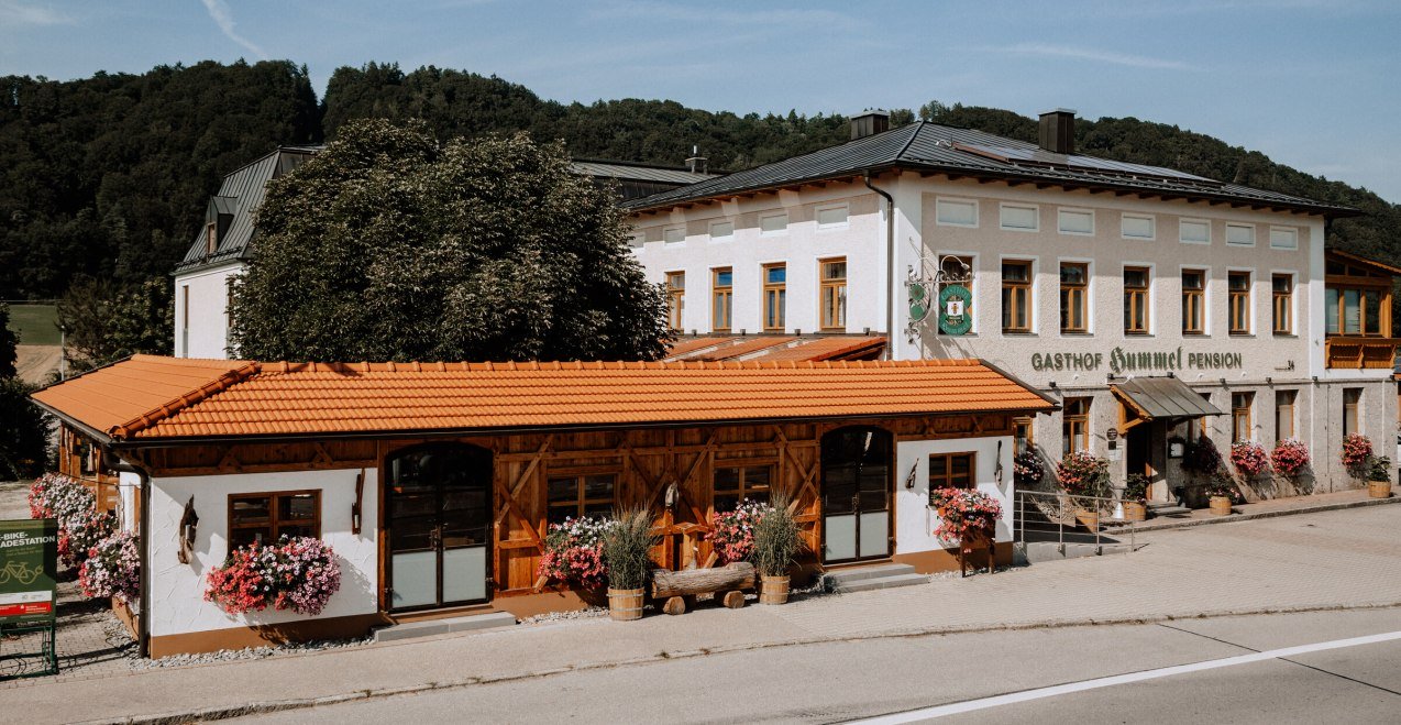 Außenansicht Gasthof Pension Hummel Marktl, © Gasthof Hummel Außenansicht Gasthof Pension Hummel Marktl, © Gasthof Hummel