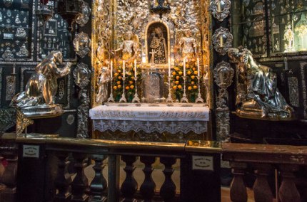 Die Schwarze Madonna in der Gnadenkapelle zu Altötting, © Tourismusverband Inn-Salzach