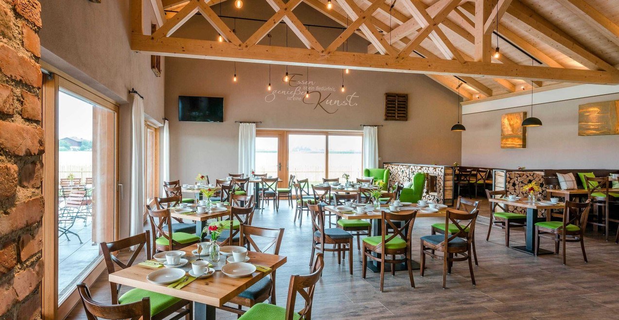 Sitzplätze im Hofcafe Untergünzl, © Hofcafe Untergünzl Sitzplätze im Hofcafe Untergünzl, © Hofcafe Untergünzl