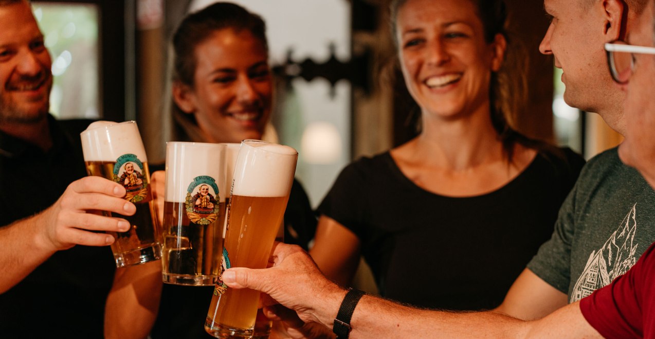 Prosten im Bräu im Moos, © Inn-Salzach Tourismus Prosten im Bräu im Moos, © Inn-Salzach Tourismus