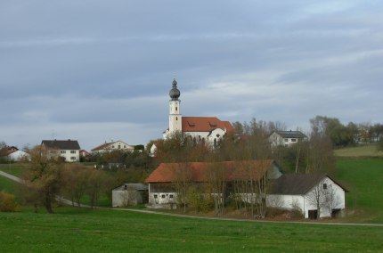 Kirche in Schönberg Landkreis Mühldorf a. Inn, © Gemeinde Schönberg Kirche in Schönberg Landkreis Mühldorf a. Inn, © Gemeinde Schönberg