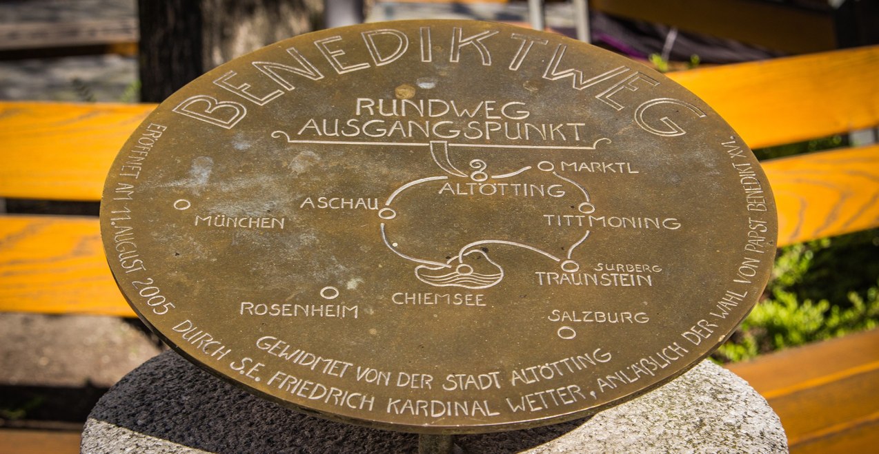 Tafel Benediktweg, © Alexander Franke Tafel Benediktweg, © Alexander Franke