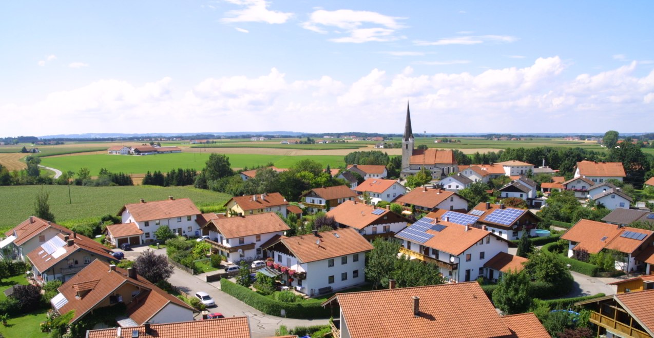 Luftaufnahme Gemeinde Oberneukirchen, Landkreis Altötting, © Gemeinde Oberneukirchen Luftaufnahme Gemeinde Oberneukirchen, Landkreis Altötting, © Gemeinde Oberneukirchen