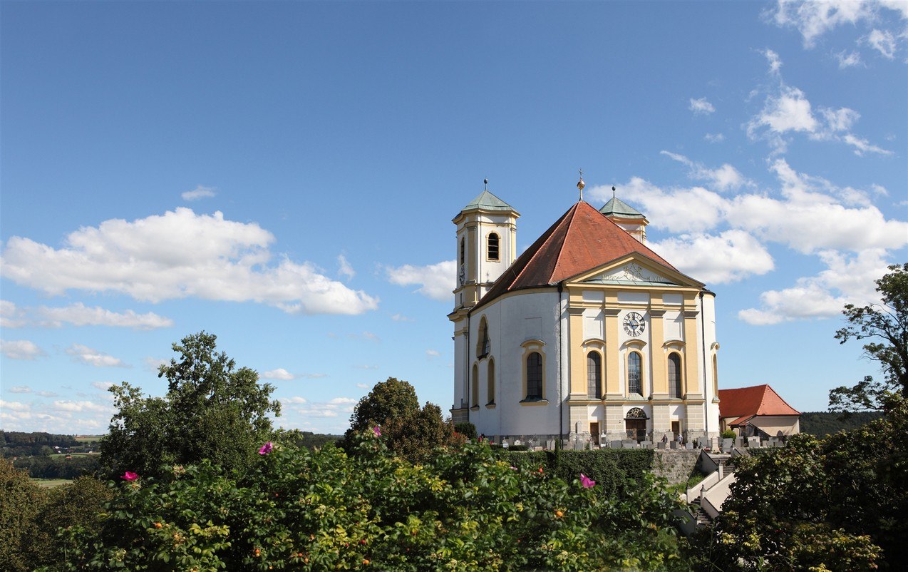 Wallfahrtskirche Marienberg bei Burghausen, © Burghauser Touristik Wallfahrtskirche Marienberg bei Burghausen, © Burghauser Touristik