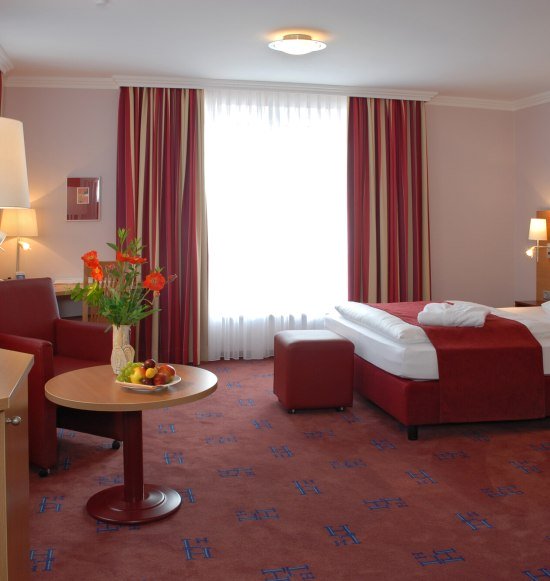 Zimmer Hotel Lindacher Hof Burghausen, &copy; Lindacher Hof