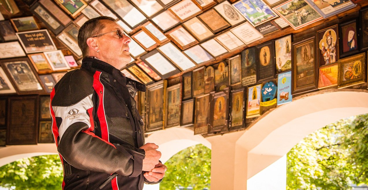 Votivtafeln an der Gnadenkapelle Alt&ouml;tting, &copy; Alexander Franke