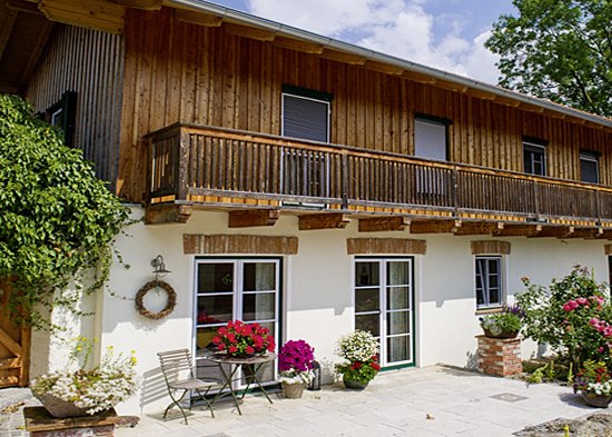 Obermaierhof Burgkirchen_Au&szlig;enansicht