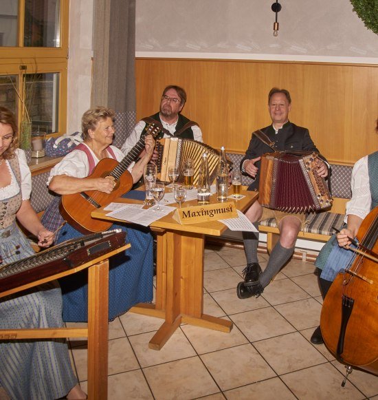 Volksmusikmatinee in Mettenheim, &copy; Dr. Reinhard Baumgartner / Kreisheimatpflege