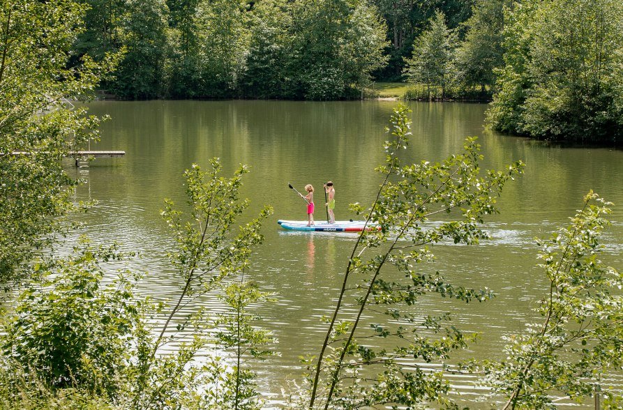 SUP am Badesee Hochmühl, © Inn-Salzach Tourismus