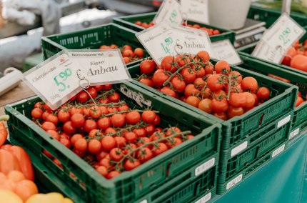 Tomaten vom Bauernmarkt, &copy; Inn-Salzach Tourismus
