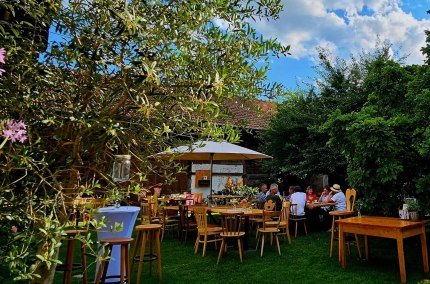 Gartencafe, &copy; Singerhof