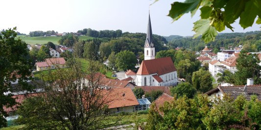 Kirche in Reischach Landkreis Altötting, © Inn-Salzach Tourismus