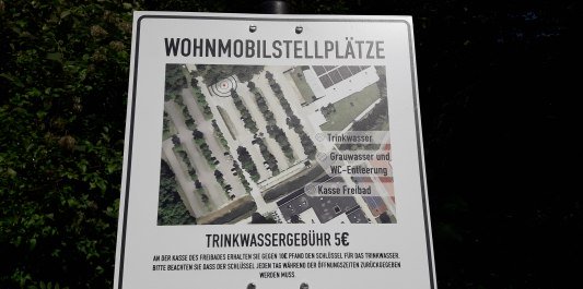 Wohnmobil-Stellplatz Garching_Tafel