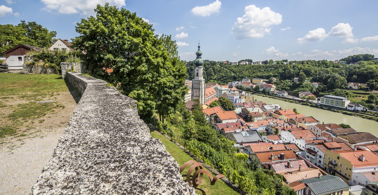 Burghausen Blick von der Burg in die Altstadt Burghausen, &copy; Inn-Salzach Tourismus