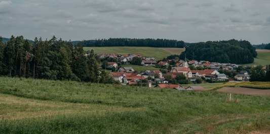 Blick auf Erlbach, © Inn-Salzach Tourismus