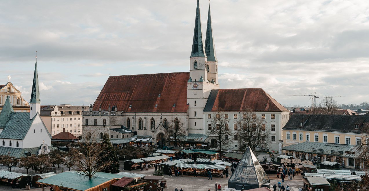 Christkindlmarkt Altötting von Oben, © Inn-Salzach Tourismus