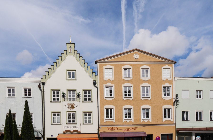 Inn-Salzach Baustil am Neuöttinger Stadtplatz, © Inn-Salzach Tourismus