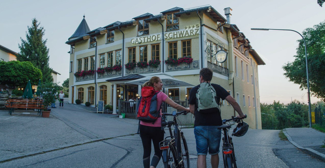 Gasthof Schwarz als Übernachtungsmöglichkeit für Radfahrer, © Inn-Salzach Tourismus