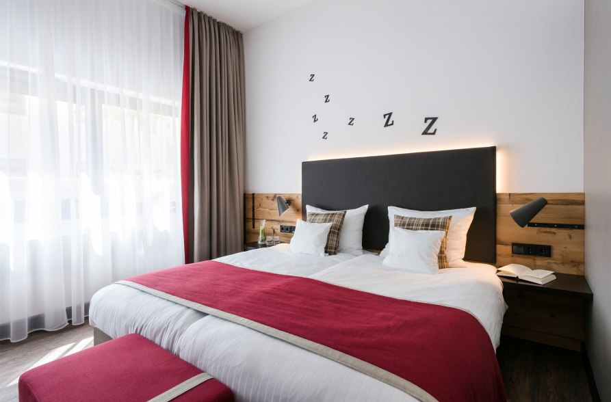 Doppelzimmer im Hotel Traumschmiede, &copy; Hotel Traumschmiede