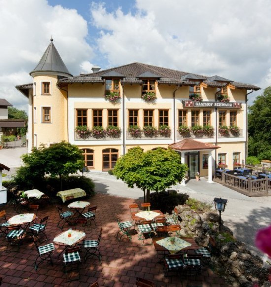 Gasthof Schwarz mit Biergarten, &copy; Gasthof Schwarz