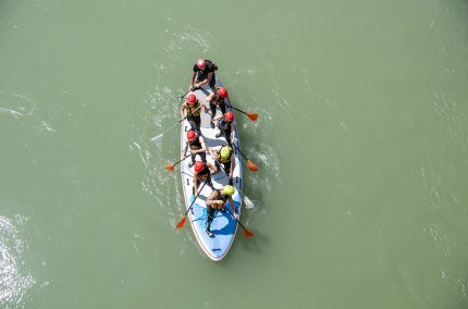 Flusstour auf dem Big SUP mit 8 Personen, &copy; Inn-Salzach Tourismus