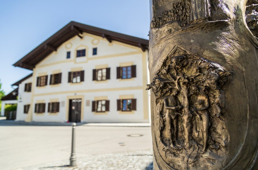 Papst Geburtshaus in Marktl, © Dionys Asenkerschbaumer