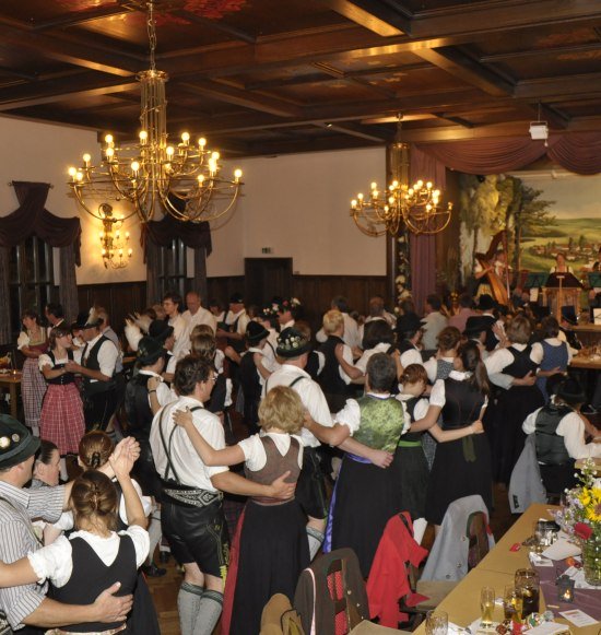 Volkstanz in Pleiskirchen, &copy; Veranstalter