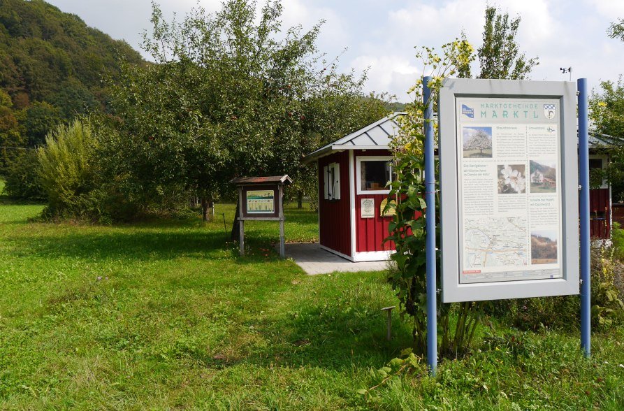 Lehrtafel Imkerlehrpfad Marktl, © Inn-Salzach Tourismus