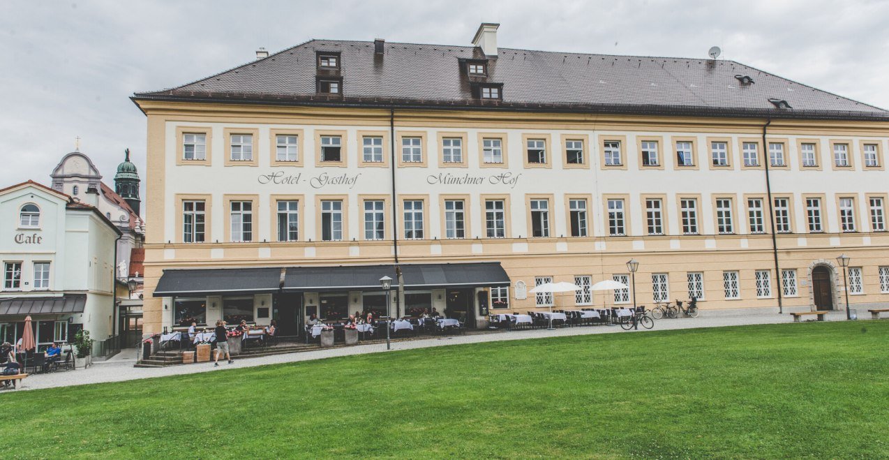 Hotel M&uuml;nchner Hof Alt&ouml;tting, &copy; NQuadrat GmbH