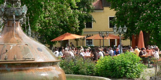 Klostergasthof Raitenhaslach Biergarten