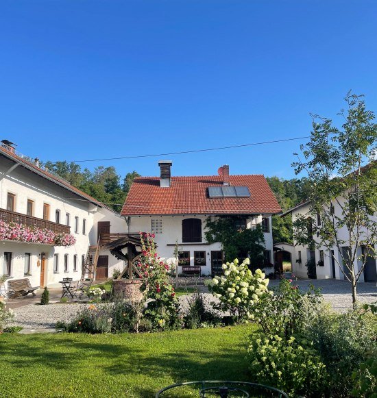 Au&szlig;enansicht Holzhauser Hof, &copy; Holzhauser Hof