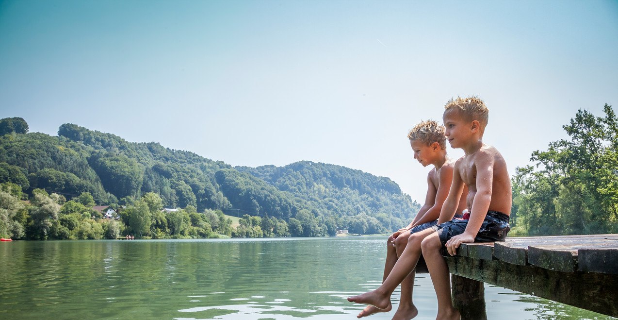 Baden im Marktler Badesee, &copy; Inn-Salzach Tourismus
