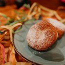 Faschingskrapfen gefüllt und bestäubt, © Inn-Salzach Tourismus