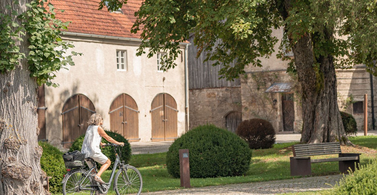 Radfahren in Raitenhaslach, &copy; Saskia Niedermeier