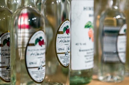 Spirituosen der Brennerei Westenthanner, &copy; Inn-Salzach Tourismus