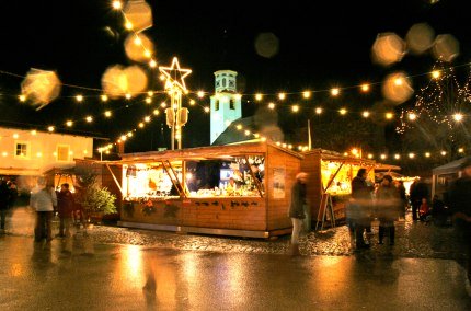 Adventsmarkt Ampfing, © Matthias Ettinger