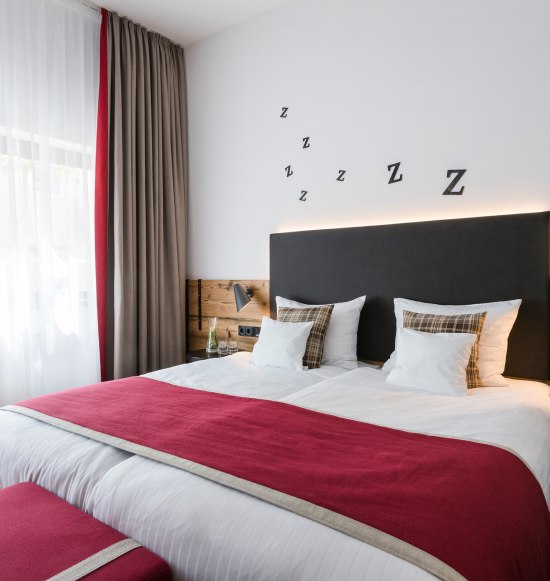 Doppelzimmer im Hotel Traumschmiede, &copy; Hotel Traumschmiede
