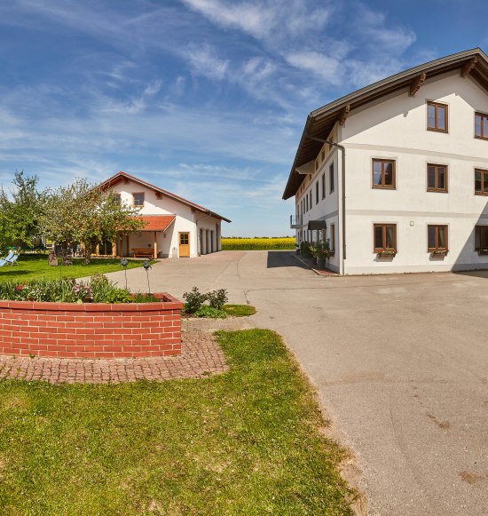 Aussen_Pano-1