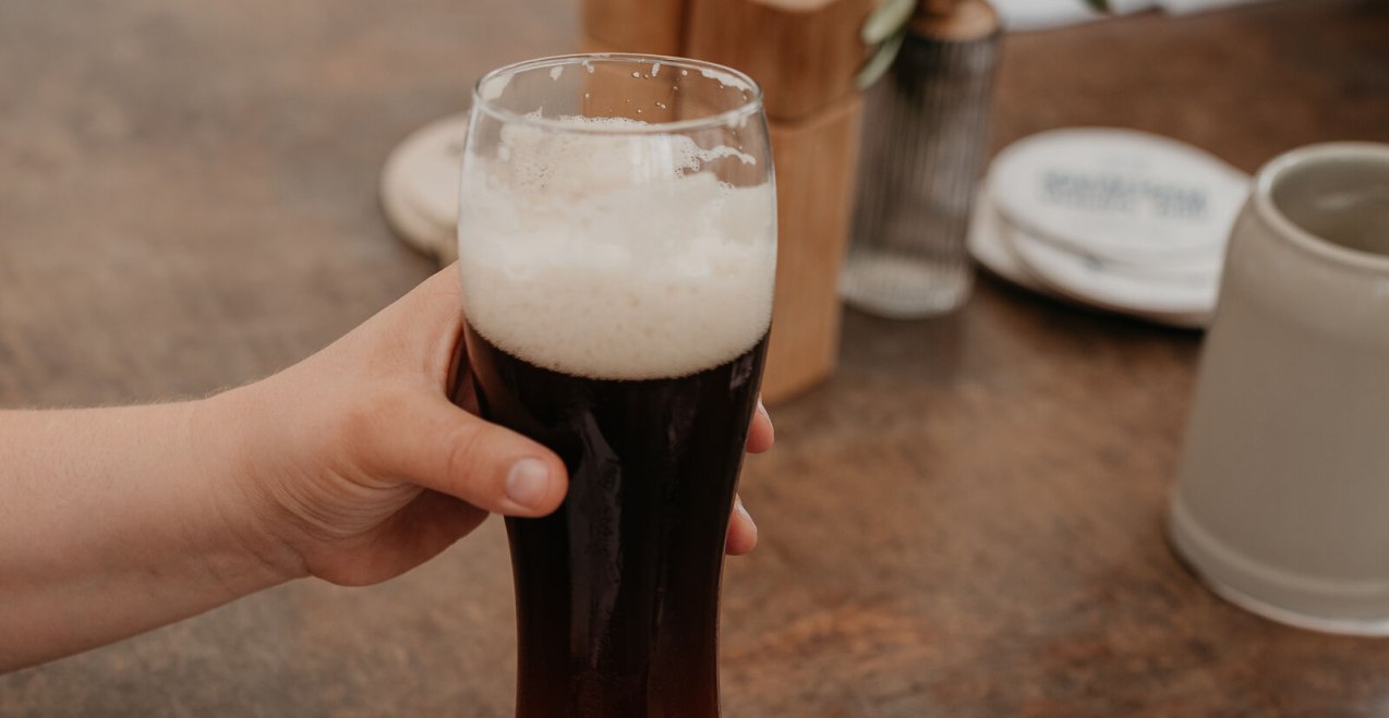 Dunkles Bier, © Inn-Salzach Tourismus