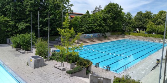 50 Meter Sportbecken Waldbad Waldkraiburg, © Stadtwerke Waldkraiburg