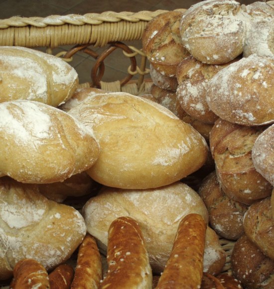 Brotsortiment, &copy; Hofb&auml;ckerei Breiteneicher