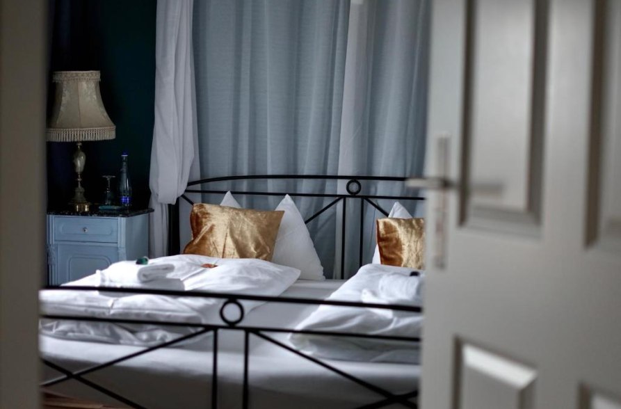 Suite Bett Hotel M&uuml;hldorf, &copy; Hotel M&uuml;hldorf