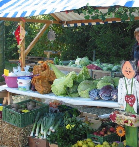 Gem&uuml;se beim Kraut- und  
R&uuml;benmarkt Buchbach, &copy; GBV Buchbach
