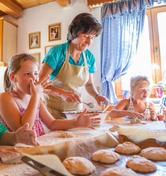 Brotbacken lernen in der Inn-Salzach Region in einem Brotbackkurs., © Inn-Salzach Tourismus