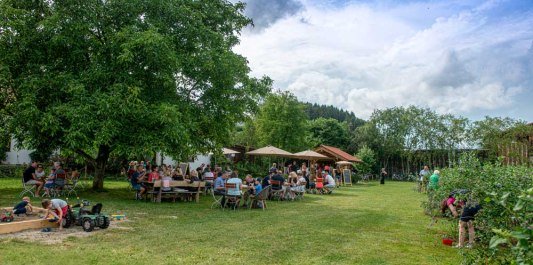 Heidelbeercafé Garching a. d. Alz, © Reiters Heidelbeergarten