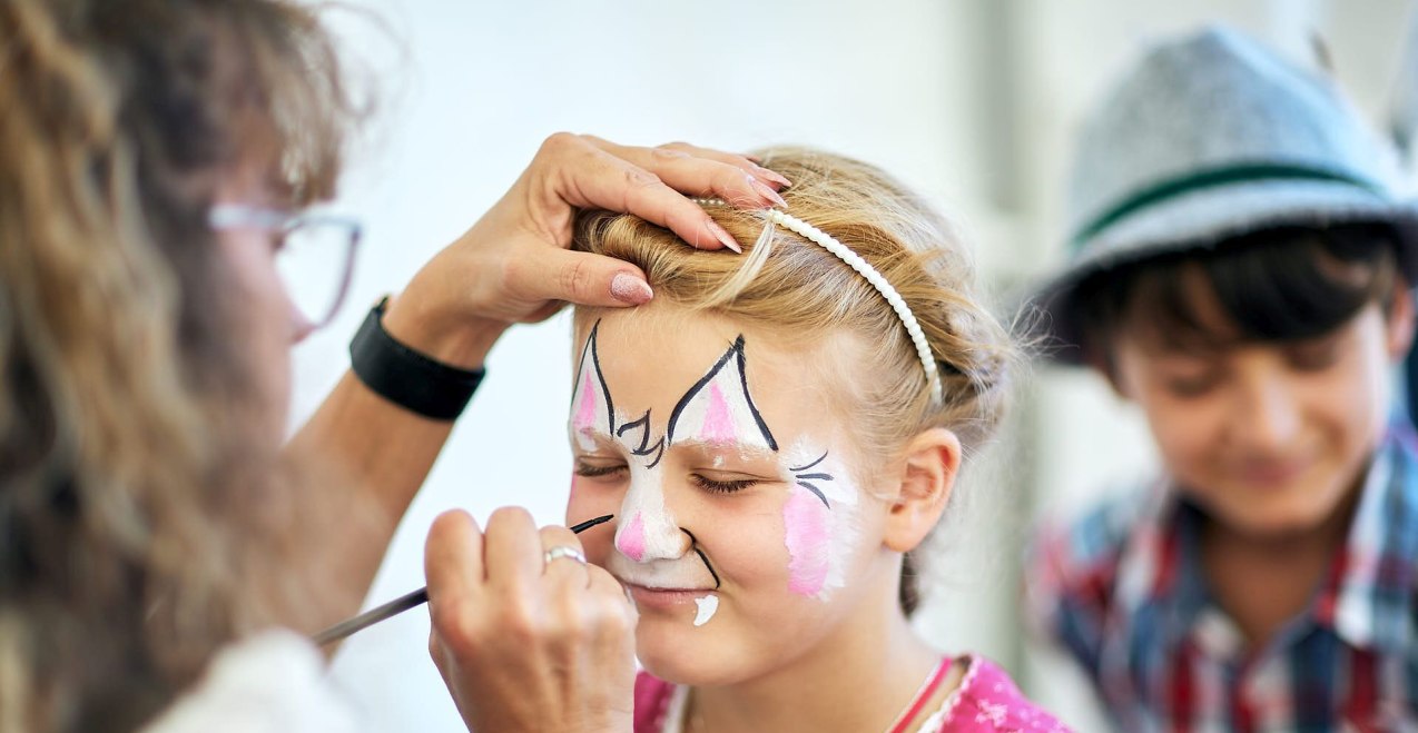 Kinderschminken, &copy; Irmi Mayer