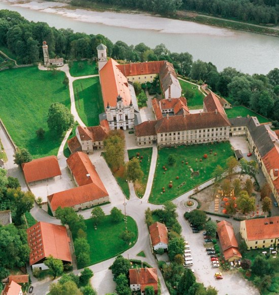 Kloseranlage Raitenhaslach von der Luft, &copy; W. Hopfgartner