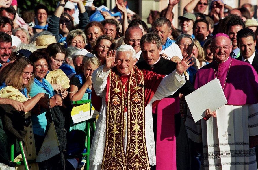 Papstbesuch Marktl, &copy; Foto Strauss